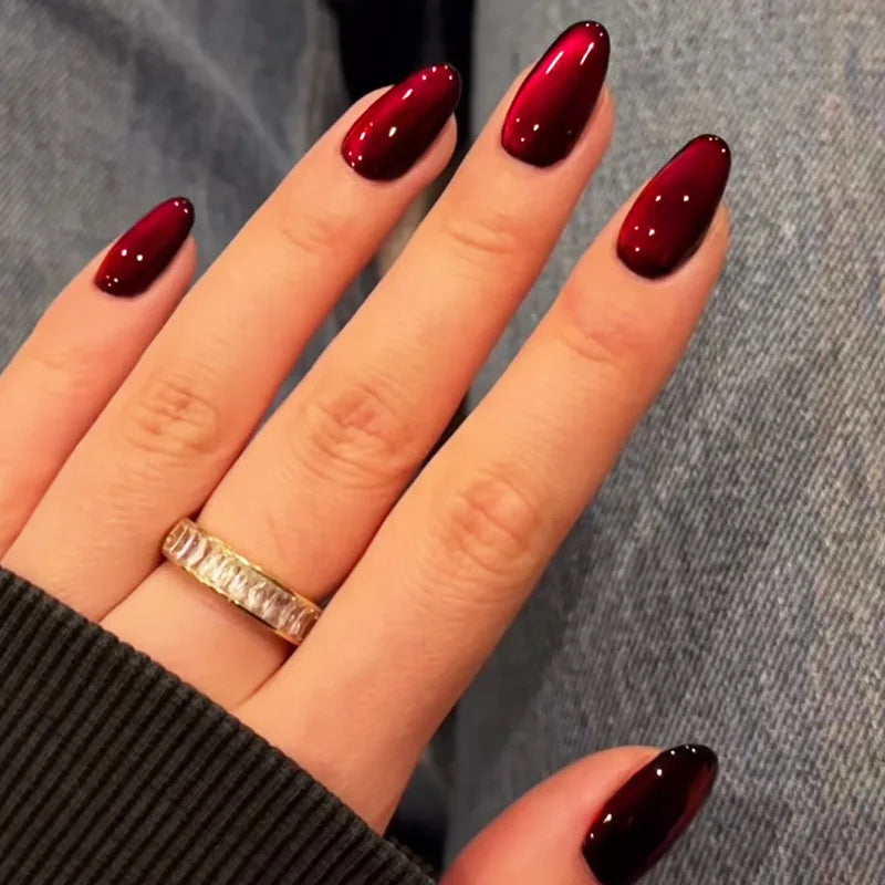 24pcs Glossy Red Cat's Eye Press On Nails Full Cover Nude Color Wearable Almond False Nails Charms Detachable Fake Nail For Girl
